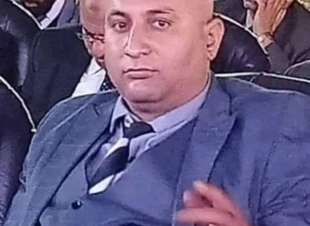 رئيس التحرير التنفيذى يهنىء المستشار برهان بدوى بقدوم احمد 